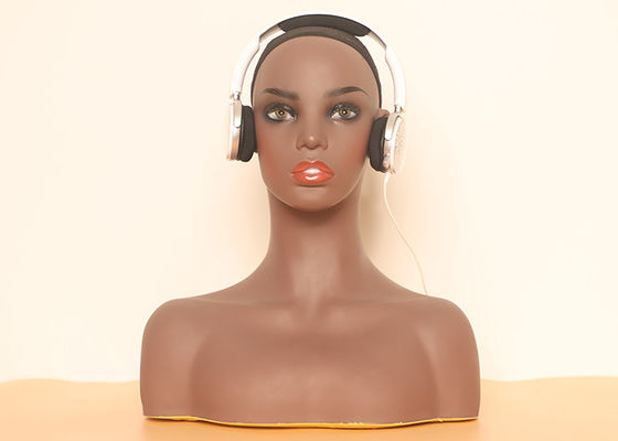 Human Skin Meticulous Makeup Mannequin Display Head With Shoulders
